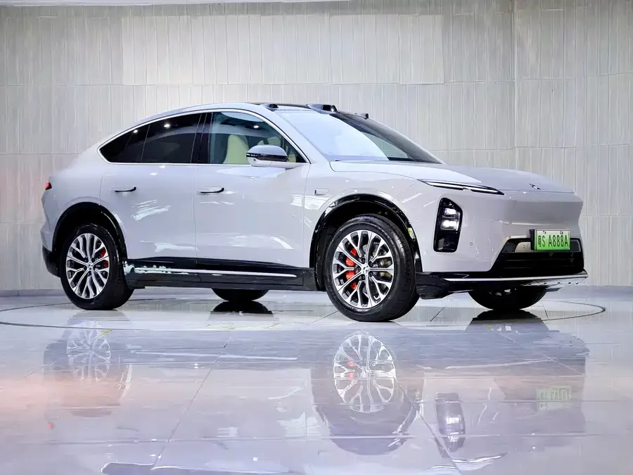 NIO EC6
