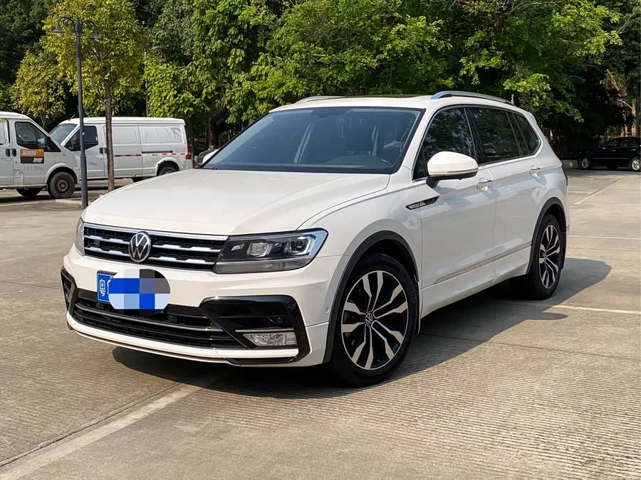 Volkswagen Tiguan L