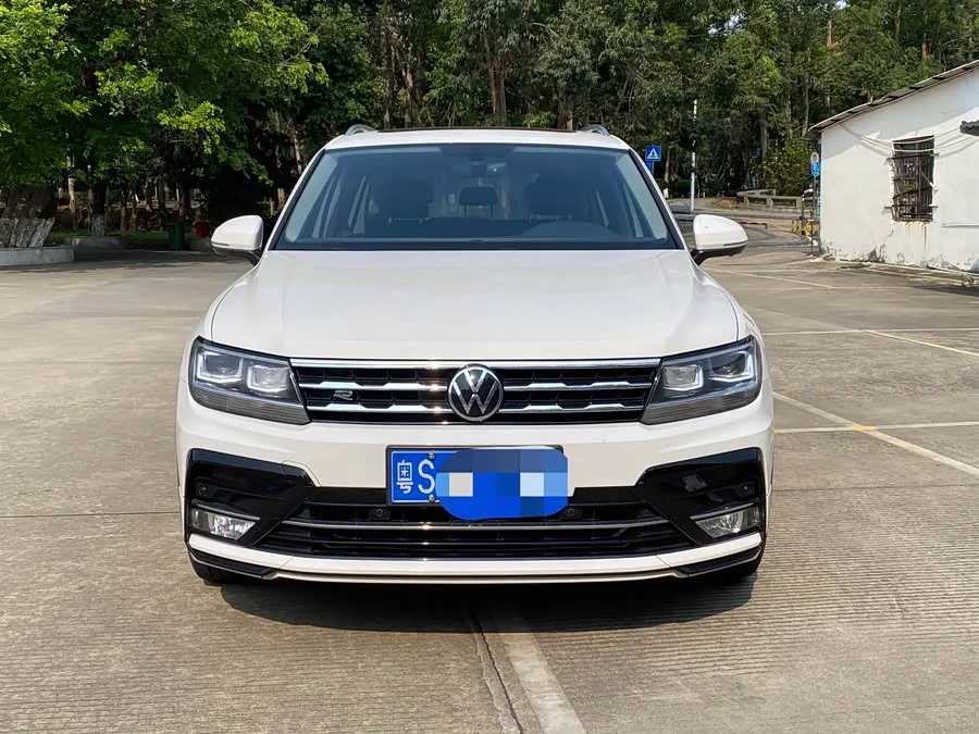 Volkswagen Tiguan L