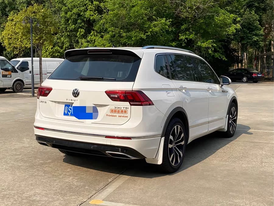 Volkswagen Tiguan L