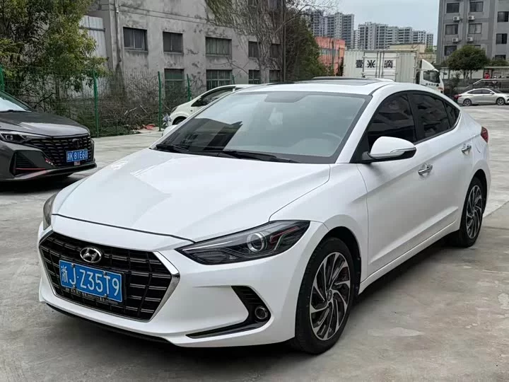 Hyundai lead