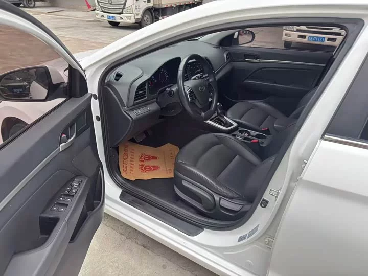 Hyundai lead