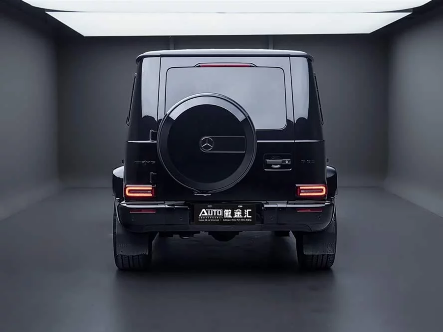 Mercedes Benz G-rated