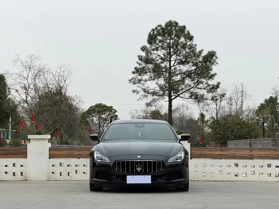 Maserati President