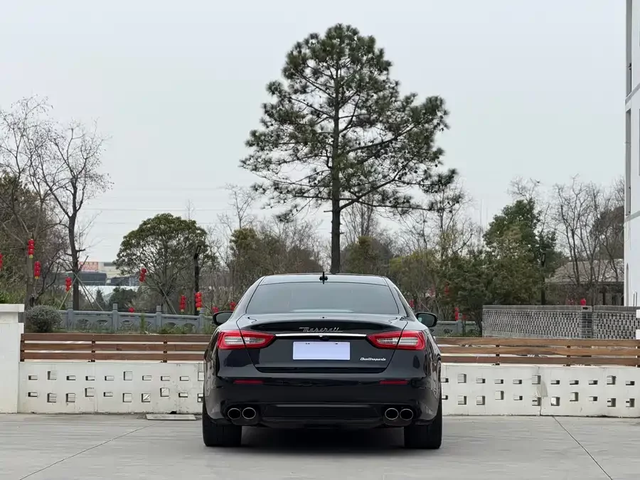 Maserati President