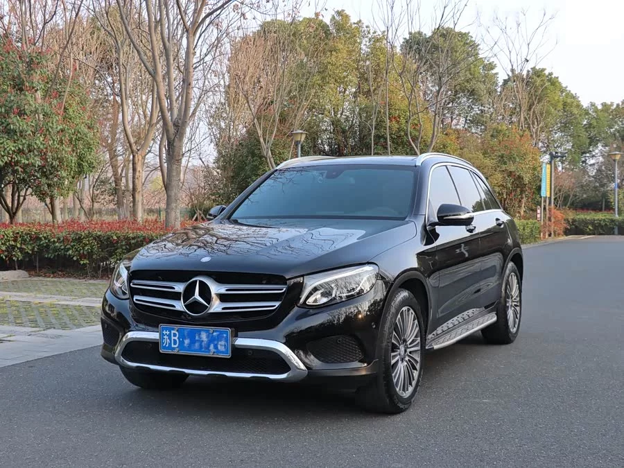 Mercedes Benz GLC