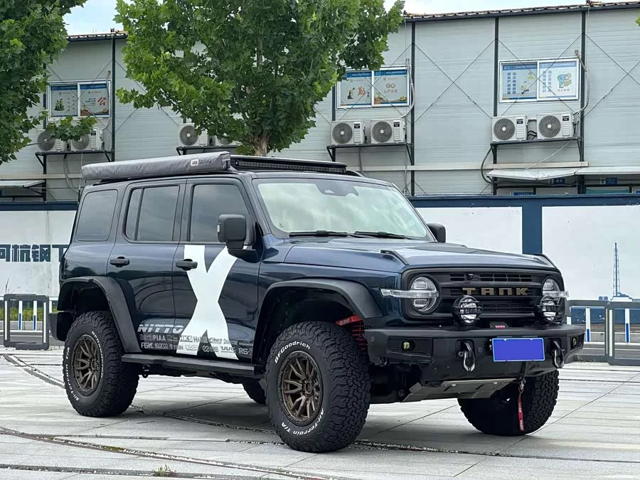 TANK 300