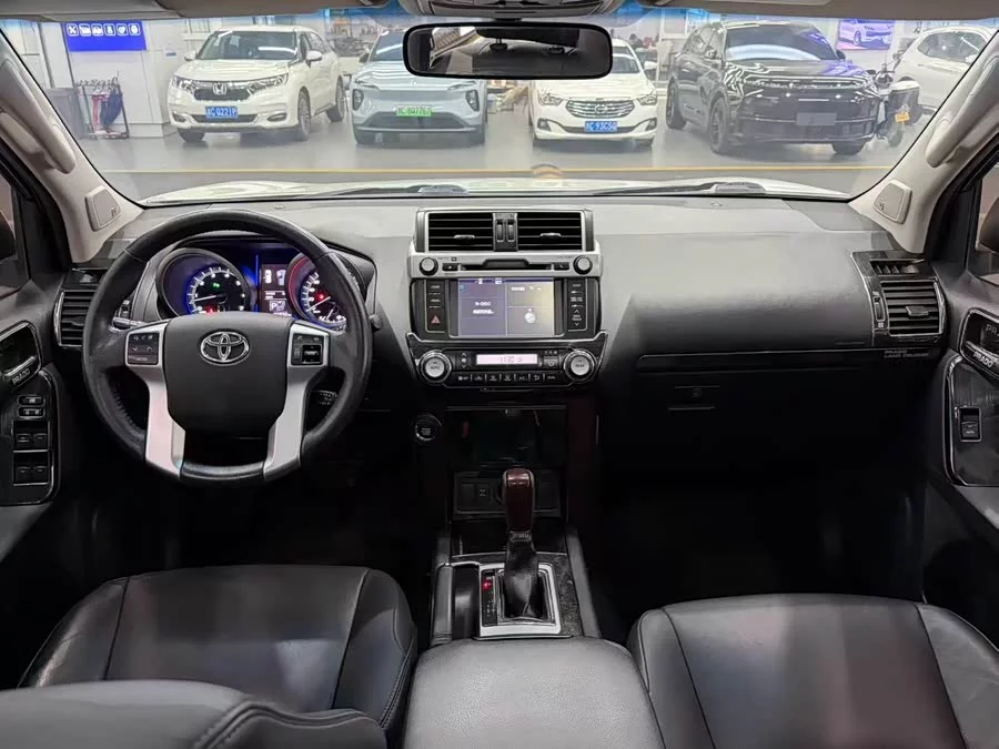 Toyota Prado