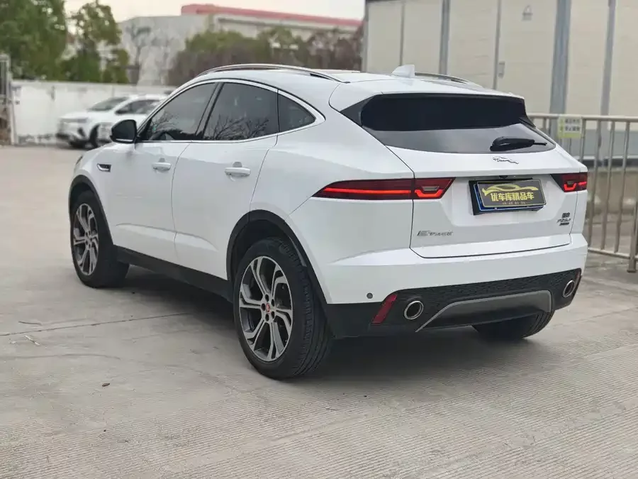 Jaguar E-PACE