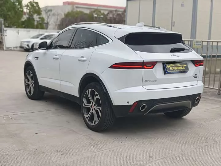 Jaguar E-PACE