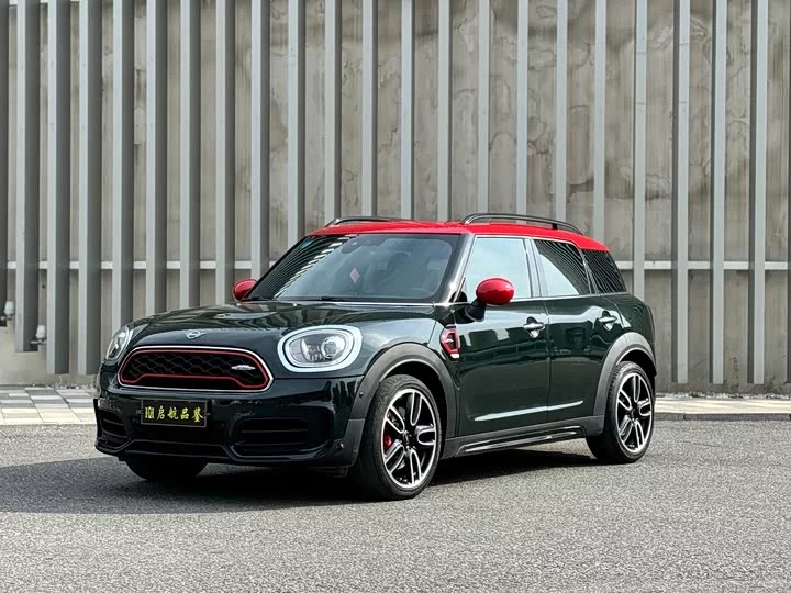 MINI JCW COUNTRYMAN