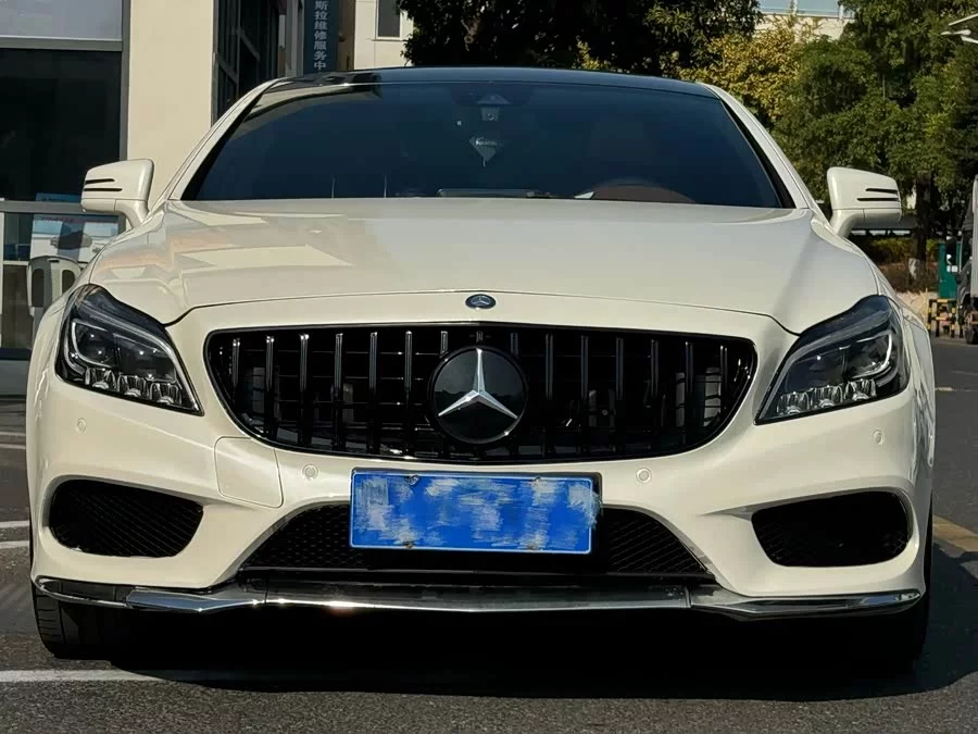 Mercedes Benz CLS