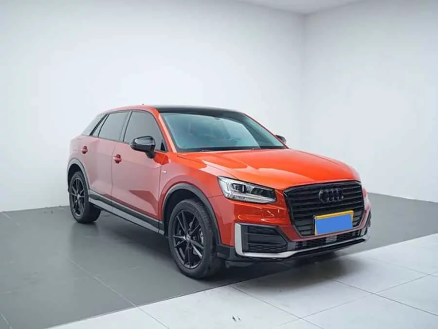Audi Q2L