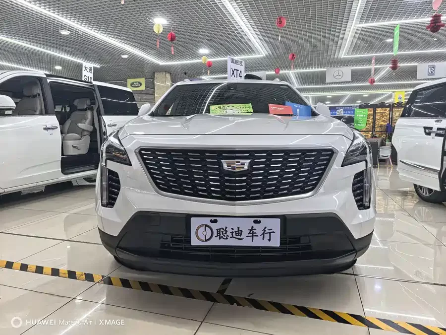 Cadillac XT4
