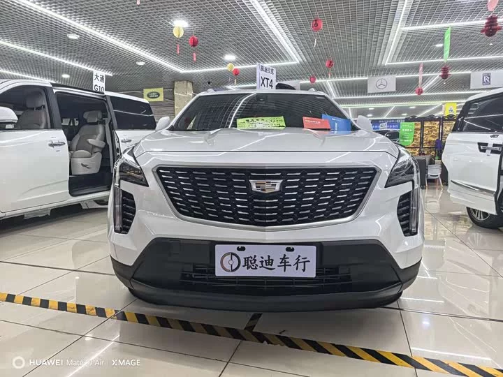 Cadillac XT4