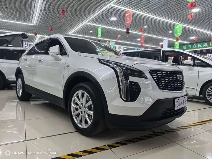 Cadillac XT4