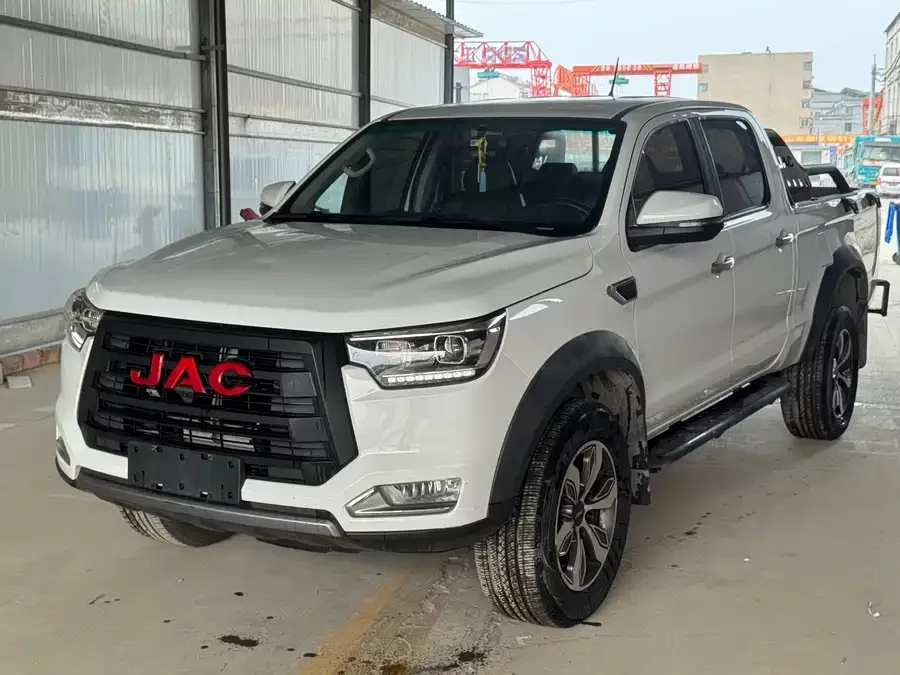 JAC Group JAC T8