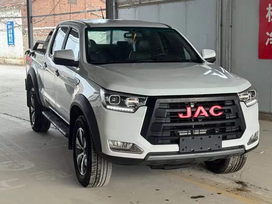 JAC Group JAC T8