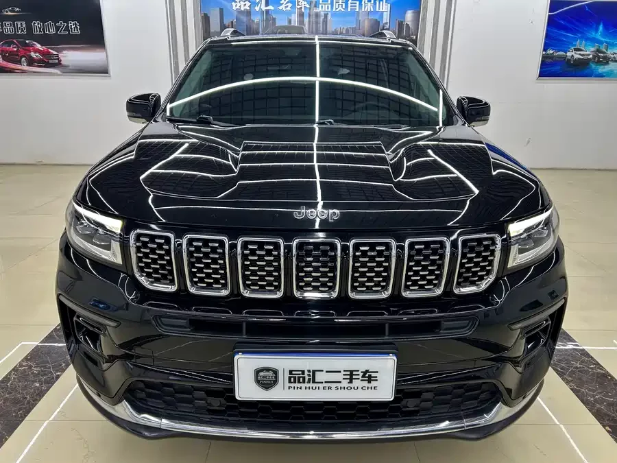 Jeep Commander