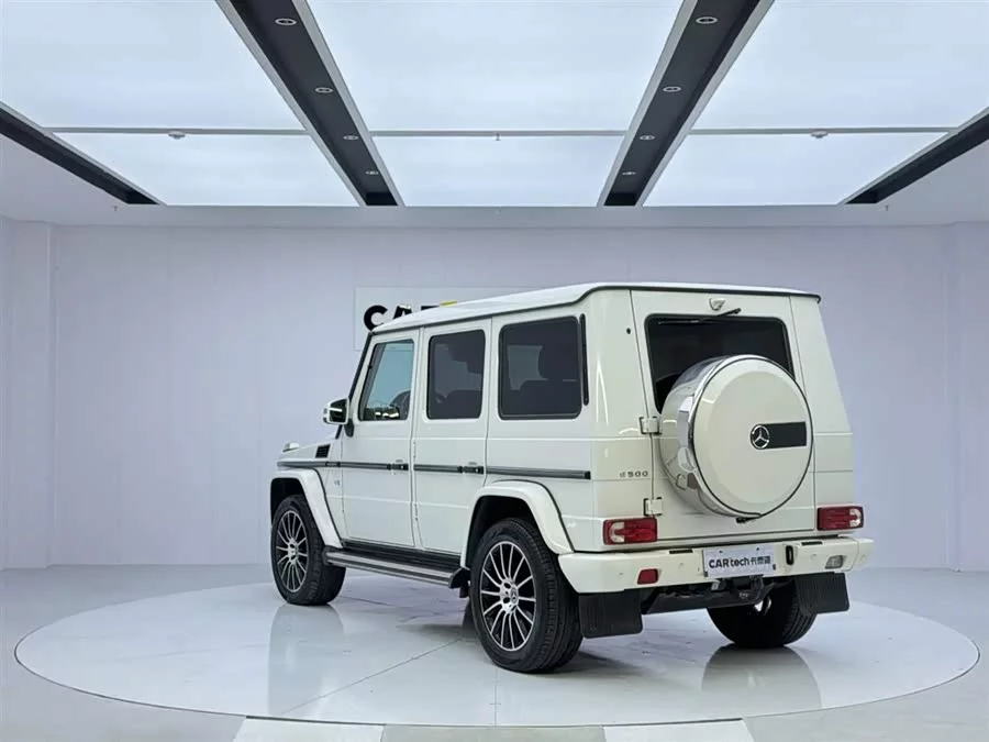 Mercedes Benz G-rated