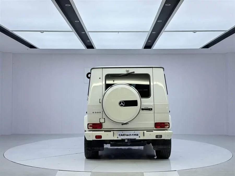 Mercedes Benz G-rated