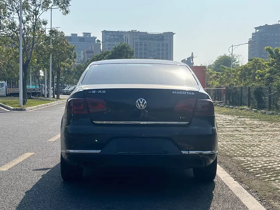 Volkswagen Magotan