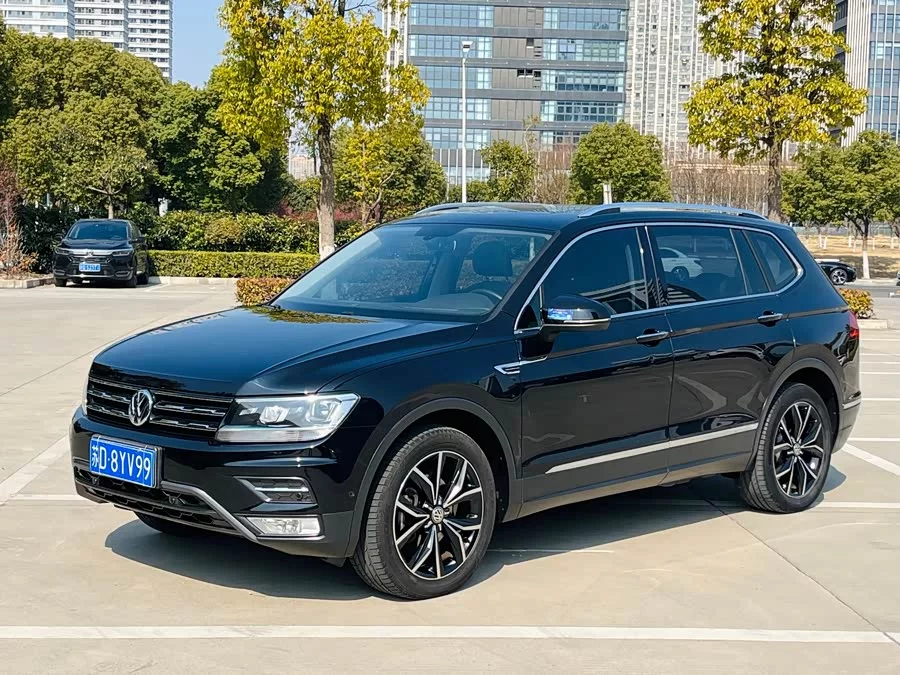 Volkswagen Tiguan L