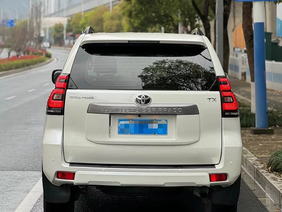 Toyota Prado
