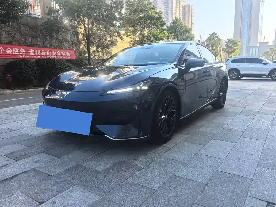 Deepal dark blue SL03