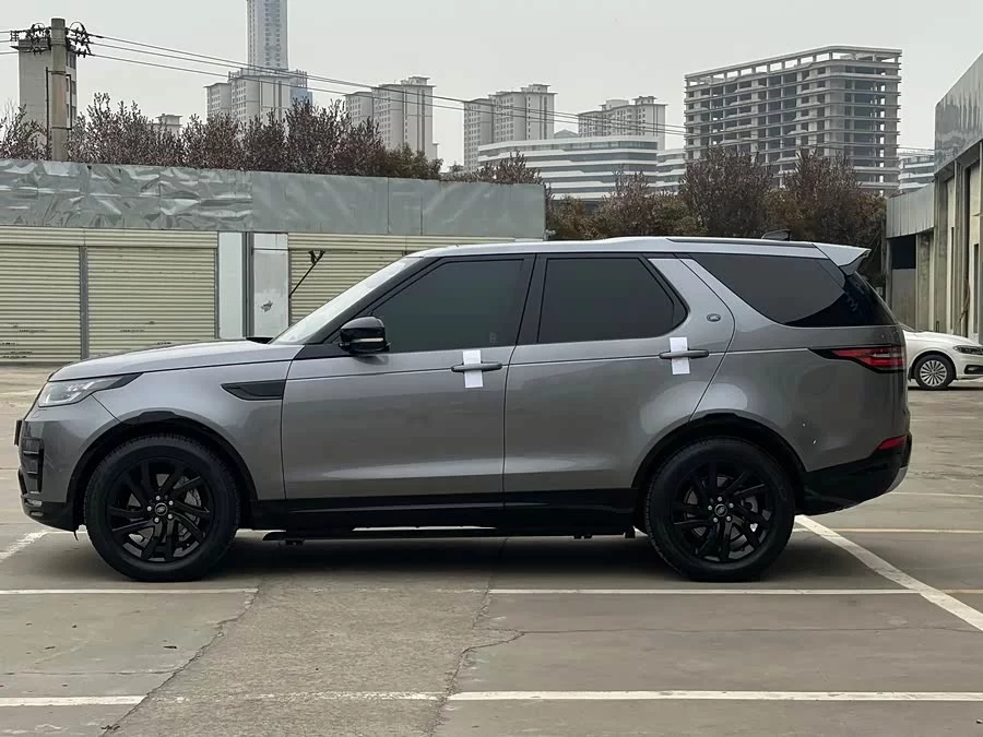 Land Rover finds