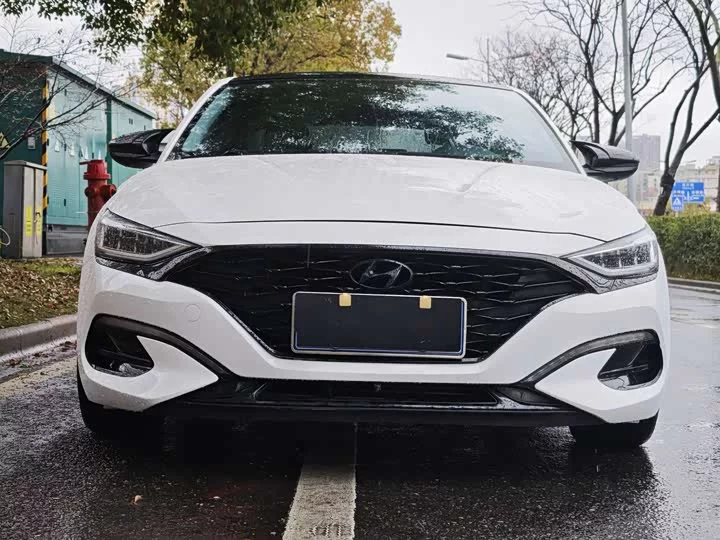 Hyundai Festa
