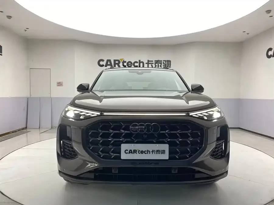 Audi Q6