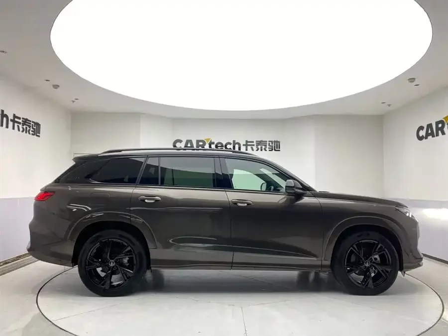 Audi Q6