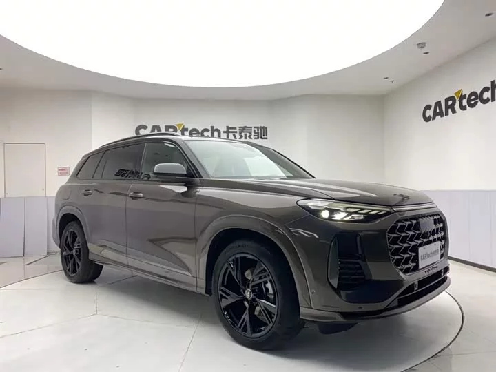 Audi Q6