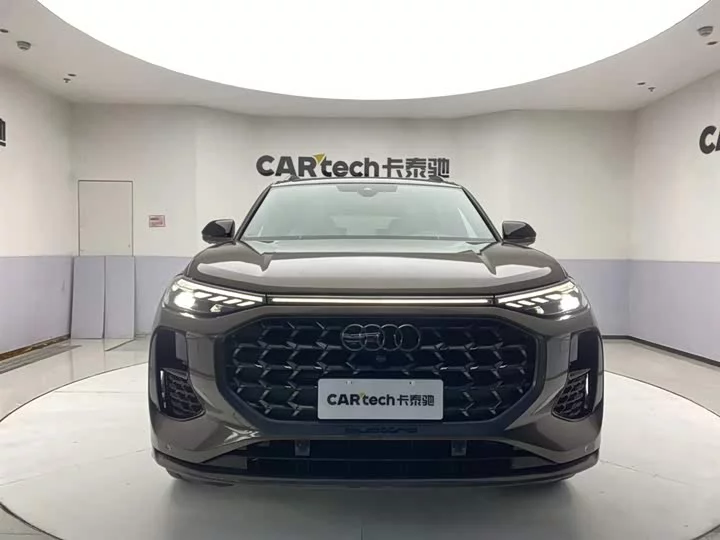 Audi Q6