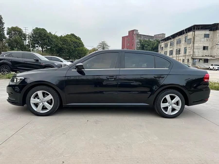 Volkswagen Lavida