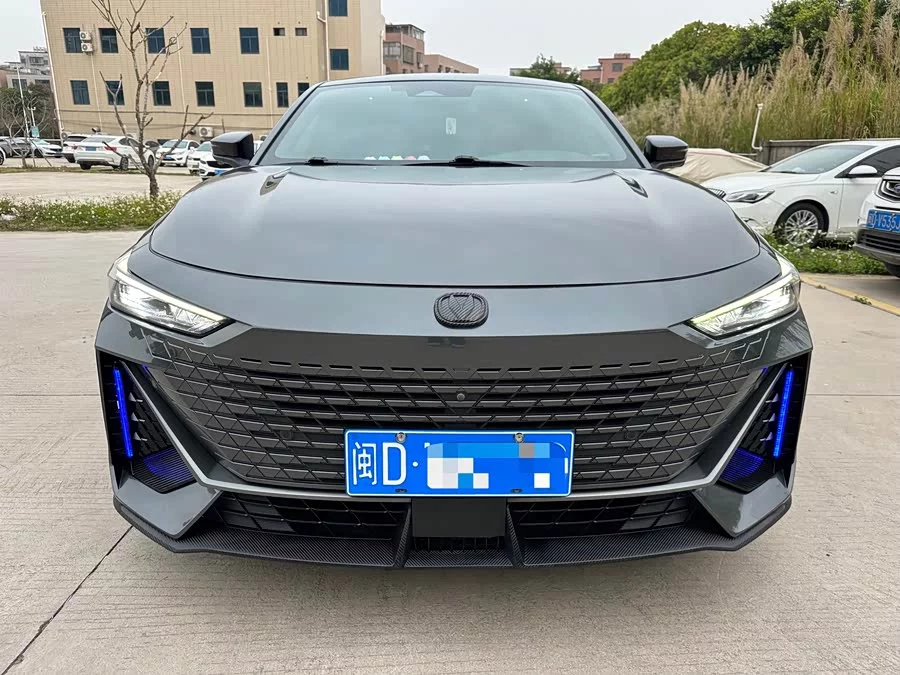 Changan UNI-V