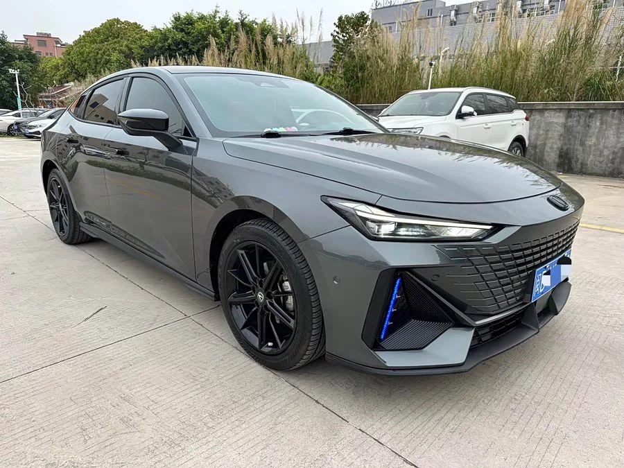 Changan UNI-V