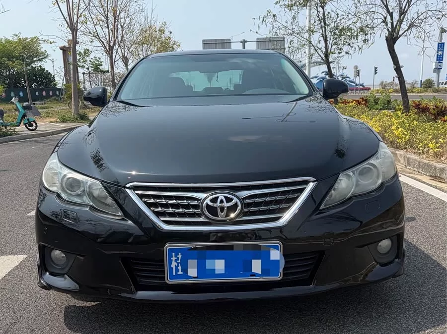 Toyota Reiz