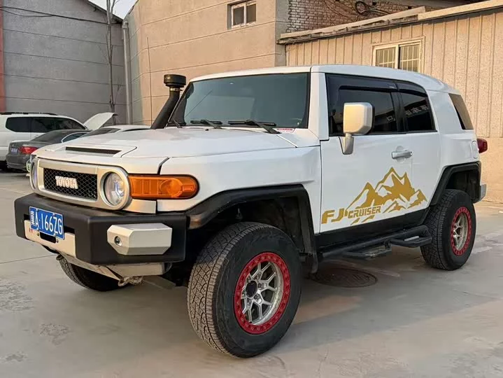 Toyota FJ Cruiser