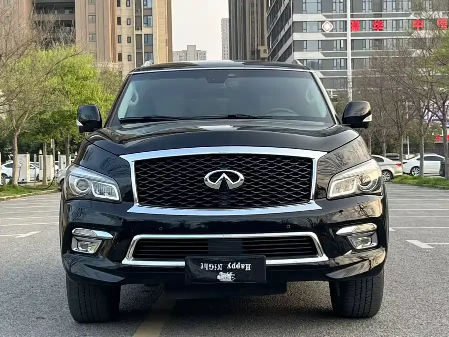 Infiniti QX80