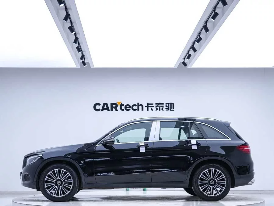 Mercedes Benz GLC
