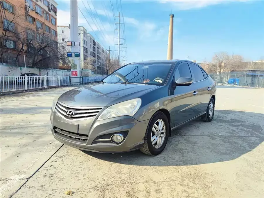 Hyundai Elantra / Celesta