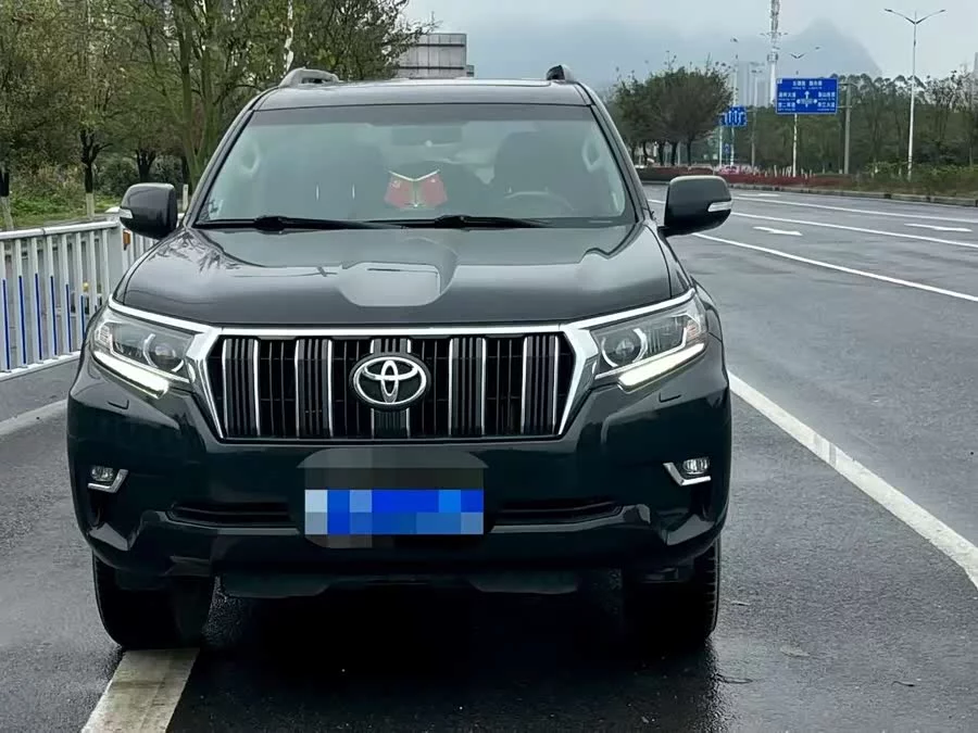 Toyota Prado