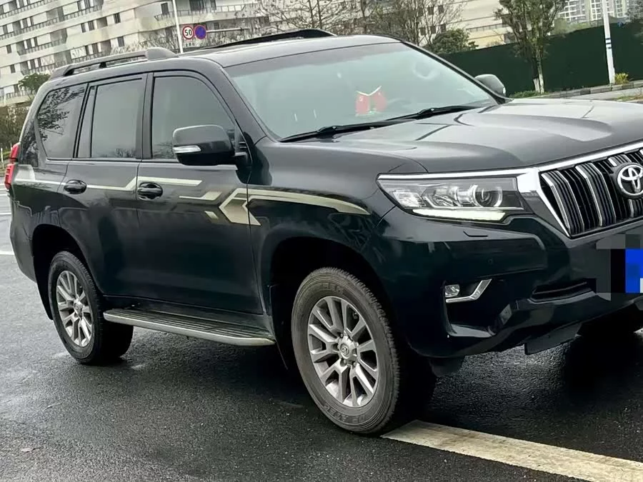 Toyota Prado