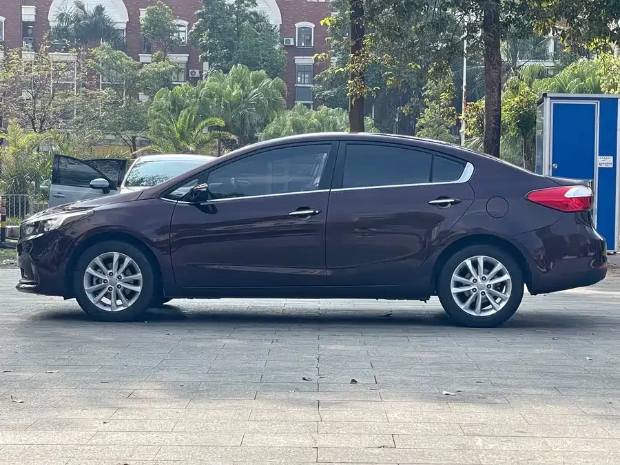 Kia K3