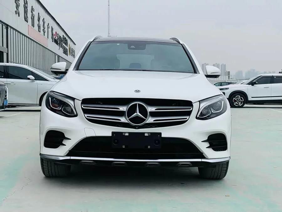Mercedes Benz GLC