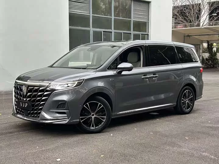 Roewe iMAX8