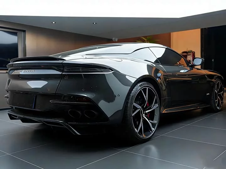 Aston Martin DBS