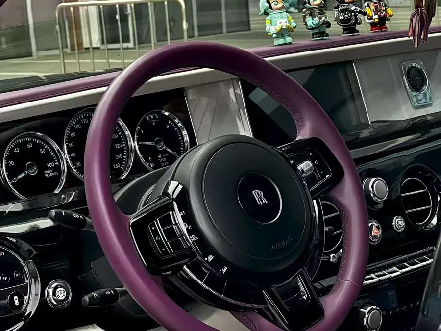 Rolls-Royce Phantom